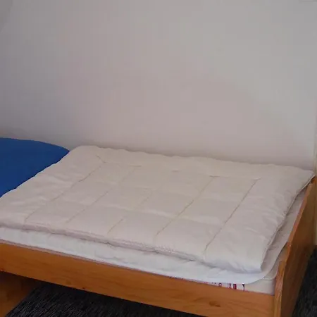 Hébergement de vacances Maison Confortable De 2 Chambres À